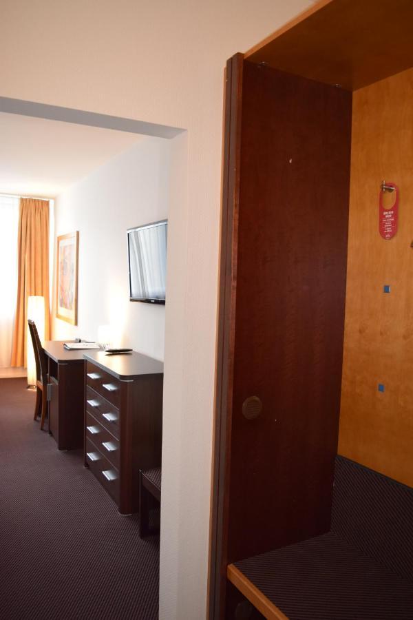 Bad Brückenau Landhotel Weisses Ross Garni מראה חיצוני תמונה